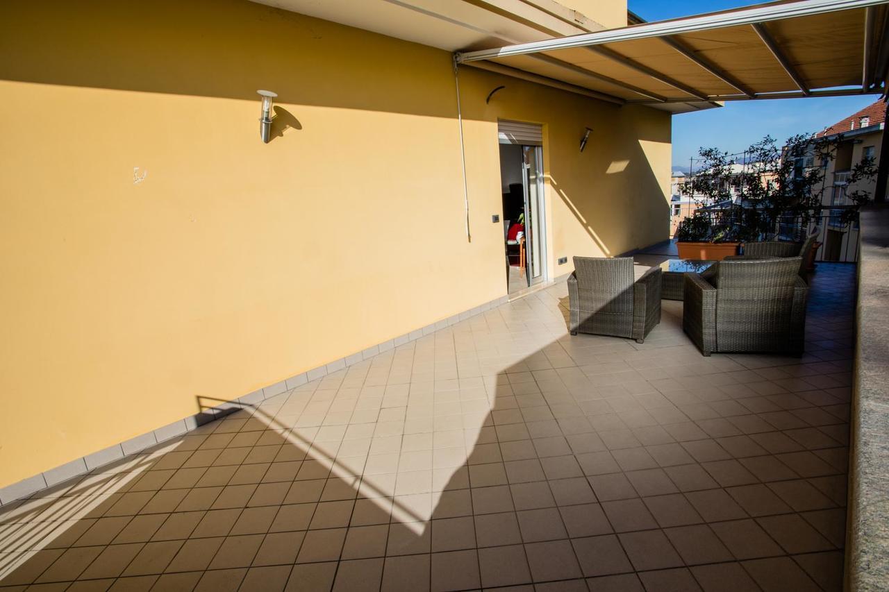 Terrazza Di Pinerolo Daire Dış mekan fotoğraf